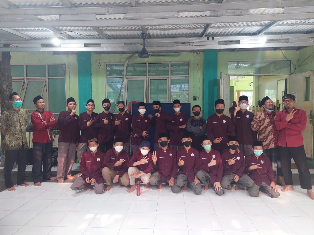 Pembentukan karakter murid-murid